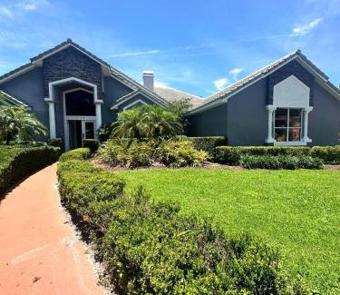Windermere Villa | Luxury Retreat in Windermere The Perfect Base for Exploring Orlando