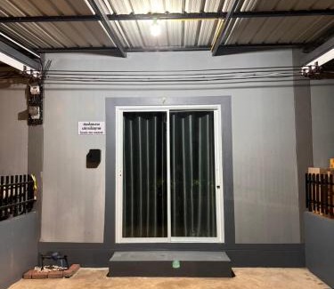 Sa Kaeo Hotel | สบายดีห้องเช่า รายวัน รายเดือน