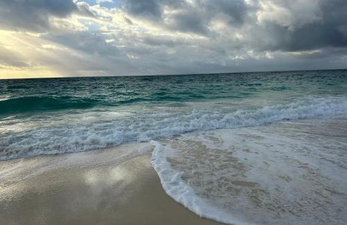 Discovery Bay Apartment | Freeport Beach Condos