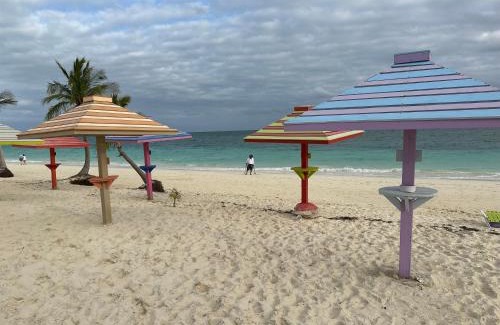 Discovery Bay Apartment | Freeport Beach Condos