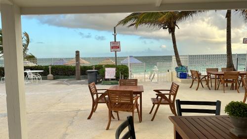 Discovery Bay Apartment | Freeport Beach Condos