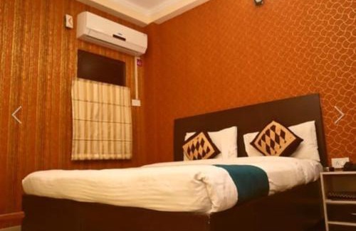 Varanasi Hotel | Hotel Prakash Palace Varanasi