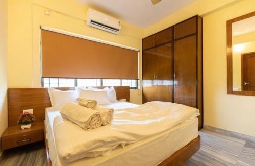 Kolkata House | ENTIRE 4BHK FLAT NEAR RUBY ON THE EM BYPASS road