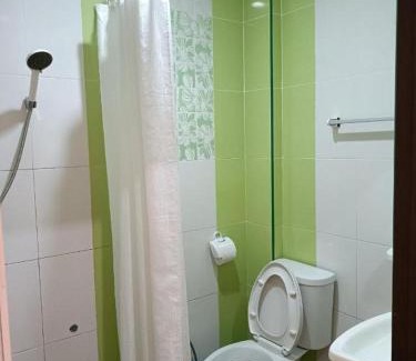 Khlung Hotel | Discover AMIMON: Central Stay in Chao Lao, Chanthaburi