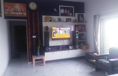 Chikkamagaluru House | Discover Shantha Krupa Guest House: Family and Pet-Friendly Stay