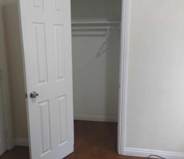 South Gate House | Budget-Friendly Hidden Gem with Family-Friendly Amenities