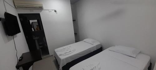 Cabo de Hornos Hotel | Budget-Friendly Stay at Hotel Apartado Real with Breakfast