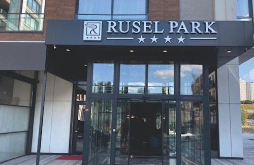 Basaksehir Apartment | Top-Rated RUSEL PARK with Breakfast & Family-Friendly Perks