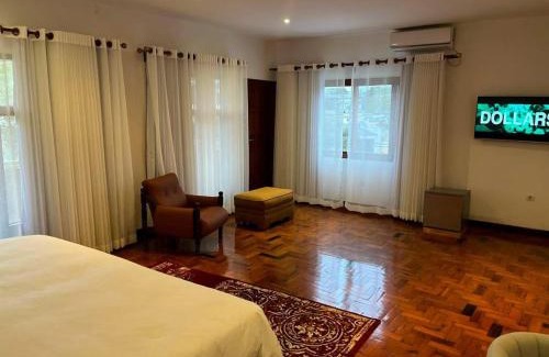 Sommerschield Bed & Breakfast | Relax at Kutenga Guest House with Pool & Child-Friendly Amenities