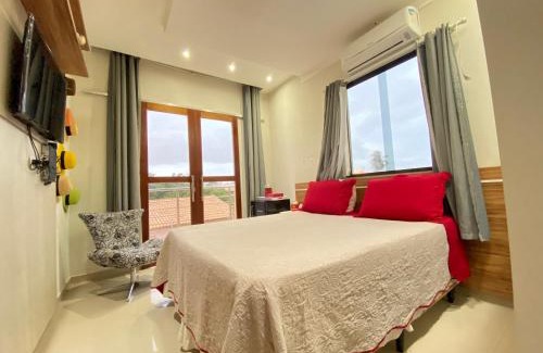 Estancia House | Casa Vitória: Ocean View Retreat with Pool & Pet-Friendly
