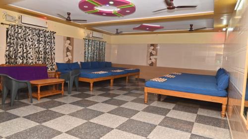 Hogenakkal Cabin | Budget-Friendly Stay at Hotel MK Paradise for Families & Pets