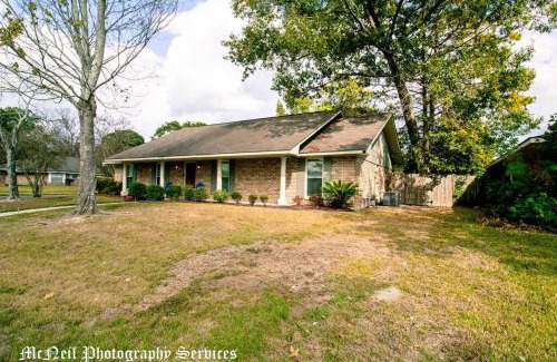 Park Forest - LA North House | Cozy Retreat Just 12 Miles to LSU, Perfect for Families