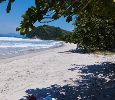 Pereque House | Family-Friendly Getaway at Casa para Temporada in Angra dos Reis