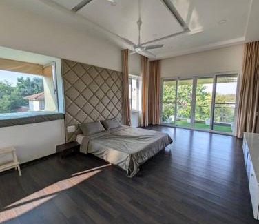 Shamirpet Villa | Nature Retreat Villa Near Hyderabad with Hot Tub & Pet-Friendly