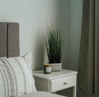 La Petite-Patrie Apartment | Modern Apartments on Main St - Guest Rated 9/10