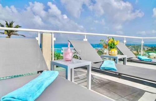 Oyster Pond House | Experience V5: A Magical View Between Sky and Sea