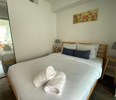 Bloor-Yorkville Hotel | Elegant Yorkville Apartments: Family-Friendly & Accessible Stay