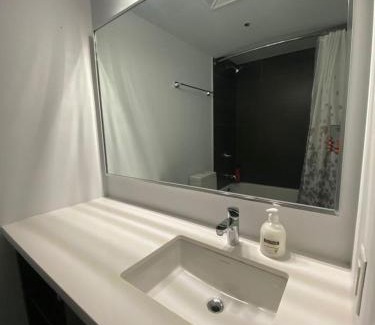 Bloor-Yorkville Hotel | Elegant Yorkville Apartments: Family-Friendly & Accessible Stay