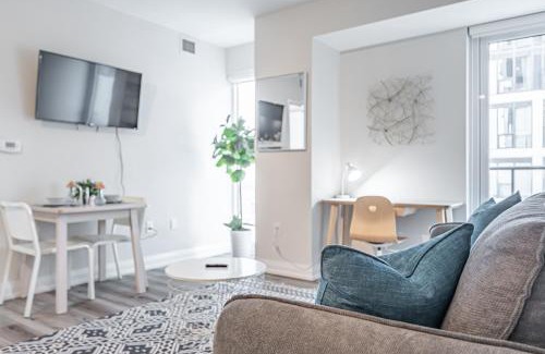 Garden District Hotel | Inviting Jarvis Suites with Child-Friendly Amenities