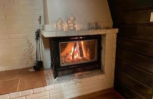 Ylitornio Ski Chalet | Serene Cabin Amid Nature - Pet and Child Friendly Retreat