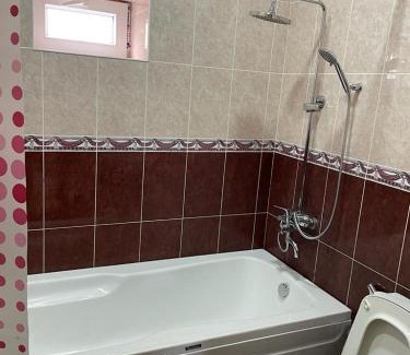 Baku House | Discover Qəbələ Günlük: Family & Pet-Friendly Escape