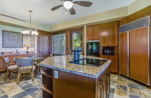 Kailua-Kona Villa | Experience Hualalai Fairway Villa with Pool & Family Fun