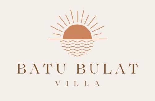 Hu'u Villa | Oceanfront Batu Bulat Villa at Lakey Peak for Families