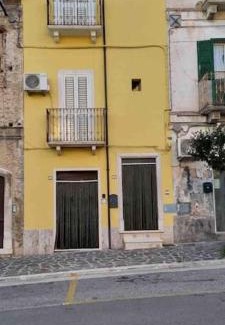 Tocco da Casauria Apartment | Experience Family-Friendly Comfort at La casa di nonna Ivola