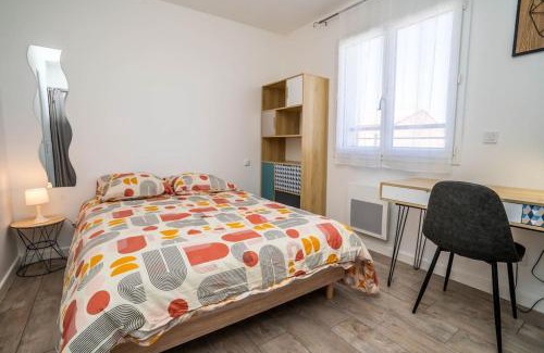 Lavaur House | Discover La Vauréenne - Family-Friendly Haven with Parking