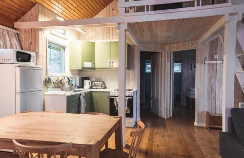 Hofn Ski Chalet | Cozy Old Cottages: Child-Friendly Retreat with High Ratings
