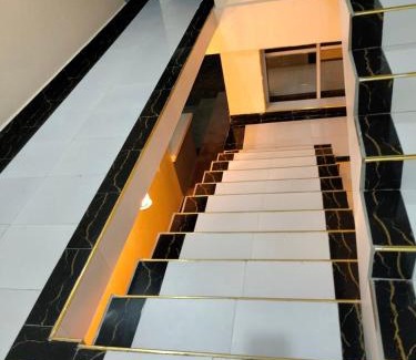 Malindi Hotel | Budget-Friendly Pevila Hotel: Pet Friendly with Breakfast