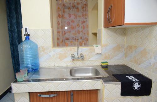 Kabati Apartment | Pet-Friendly Qaribu Getaway: Ideal for Family Adventures