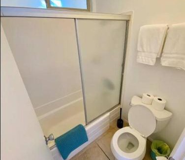 Ocean Beach Apartment | Oceanfront Studio with Balcony, Pet Friendly Retreat
