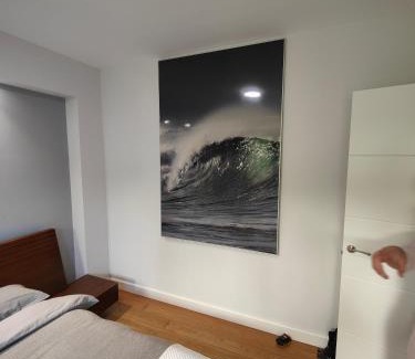 Sancibrian Apartment | Cozy Double Room with Private Bathroom for Families