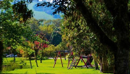 Pereque Hotel | Reserva do Mar: Ideal Ocean View Retreat with Pool Access