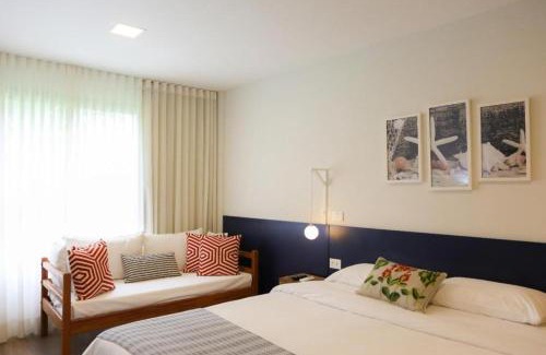 Pereque Hotel | Reserva do Mar: Ideal Ocean View Retreat with Pool Access