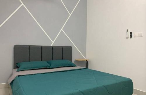 Cheras Apartment | Discover AnyLodge 74 @ Netizen Residence with Pool & Hot Tub