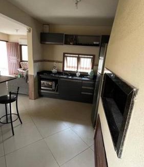 Viegas House | Spacious and Convenient Sobrado for Your Next Getaway