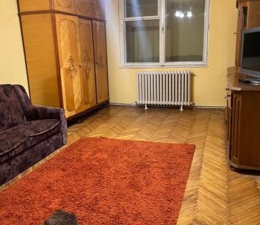 Tirnaveni Apartment | Spacious 3-Room Apartment for Your Perfect Getaway