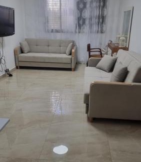 Kiryat Ekron House | Family-Friendly Stay at צימר אילה in a Serene Setting