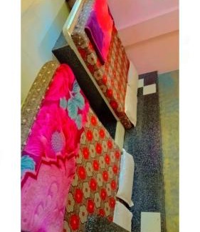 Omkareshwar Hotel | Budget-Friendly Getaway at SB PALACE with Breakfast Included