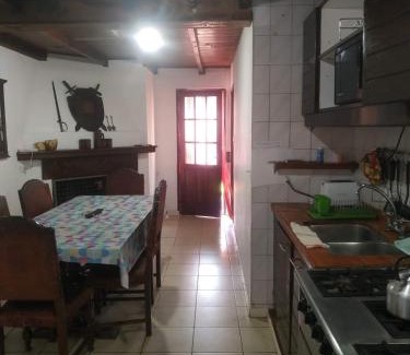 Miramar House | Family-Friendly Chalet en Miramar with Great Amenities