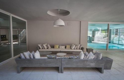 Carilo Apartment | Relaxing Vizion Suites Carilo - Pool & Hot Tub Oasis