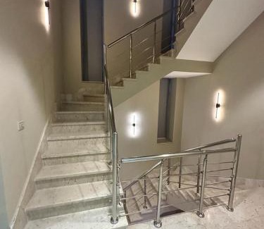 Sheikh Zayed City Villa | Comfortable Villa with Pool and Pet-Friendly Perks