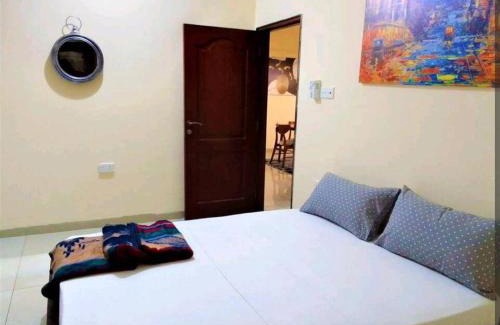 Ras Makamaiwe Bed & Breakfast | Family-Friendly Kingtech Inc Apartments with Pool & Breakfast