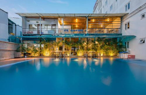 Quy Nhon Hotel | Quy Nhơn Retreat: Family-Friendly with Pool & Breakfast