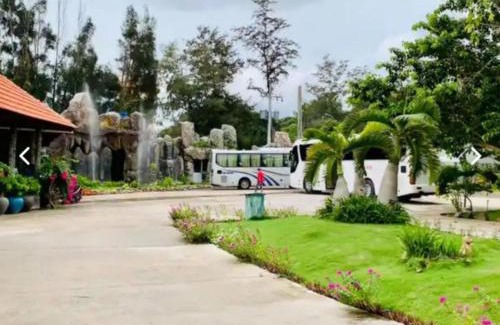 Phan Thiet Resort | Family-Friendly Maxivic Beach Resort with Ocean View & Pool