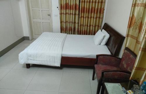 Vinh Hotel | Discover Comfort at Khach San Viet Uc - Family-Friendly Stay