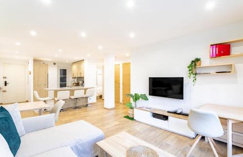 Toulon Apartment | Renovated 4-Star T3 with Balcony and Oceanfront Views
