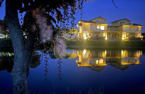Wujie House | Exceptional Family Stay at 彩虹灣民宿 RainbowB&B